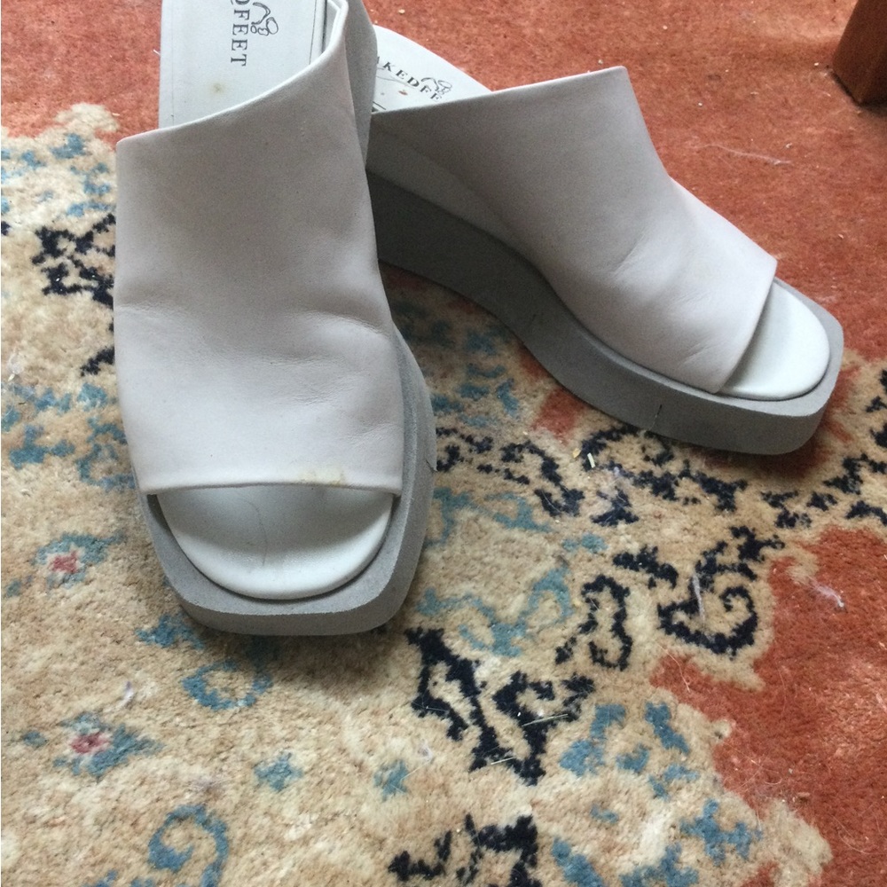 Guess snickers/ - Picture 4 of 4